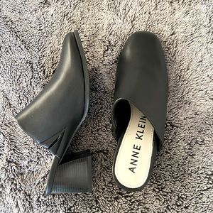 Anne Klein mules